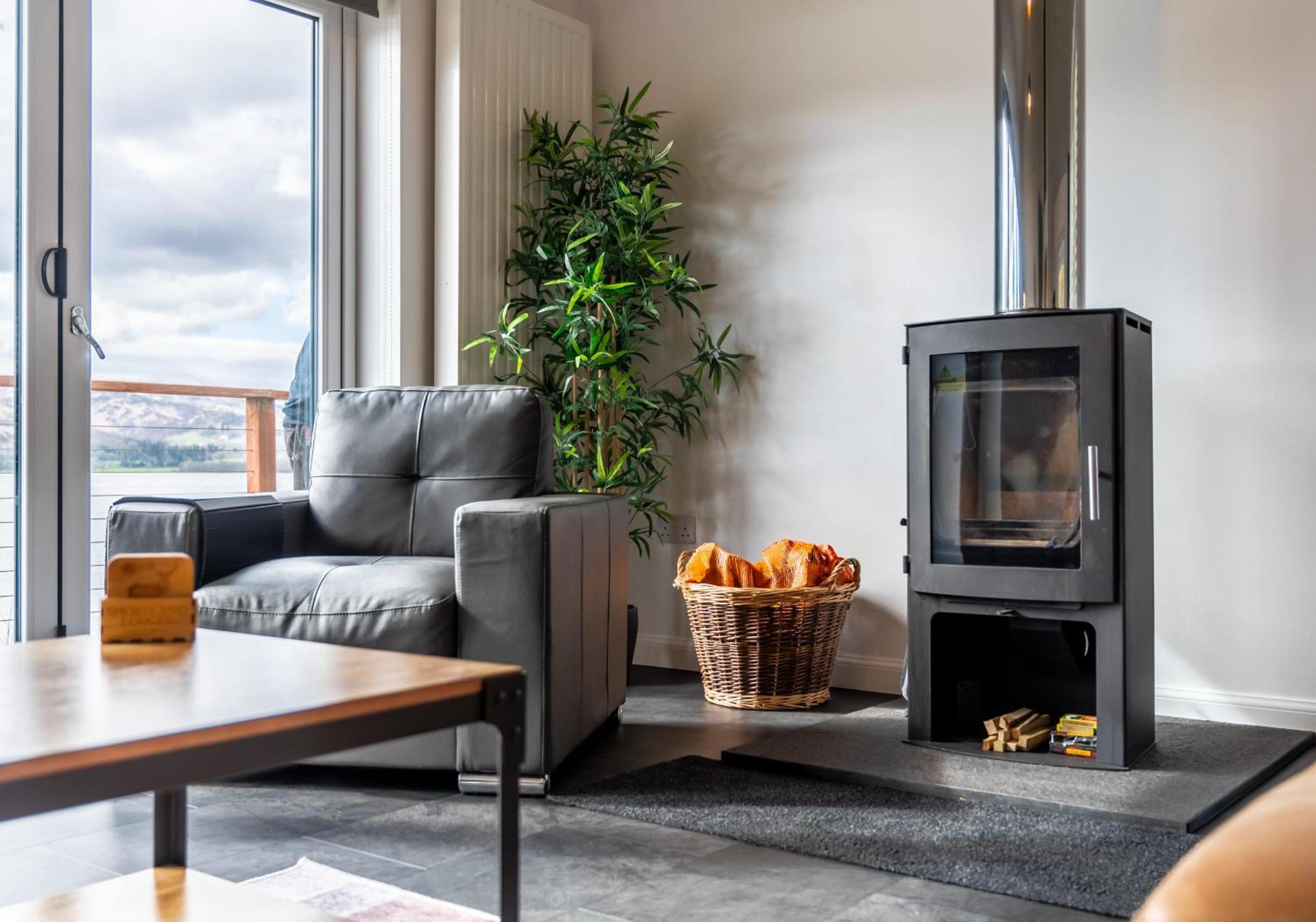 Shoreland Lodges - Holly Lodge Fort Augustus Esterno foto