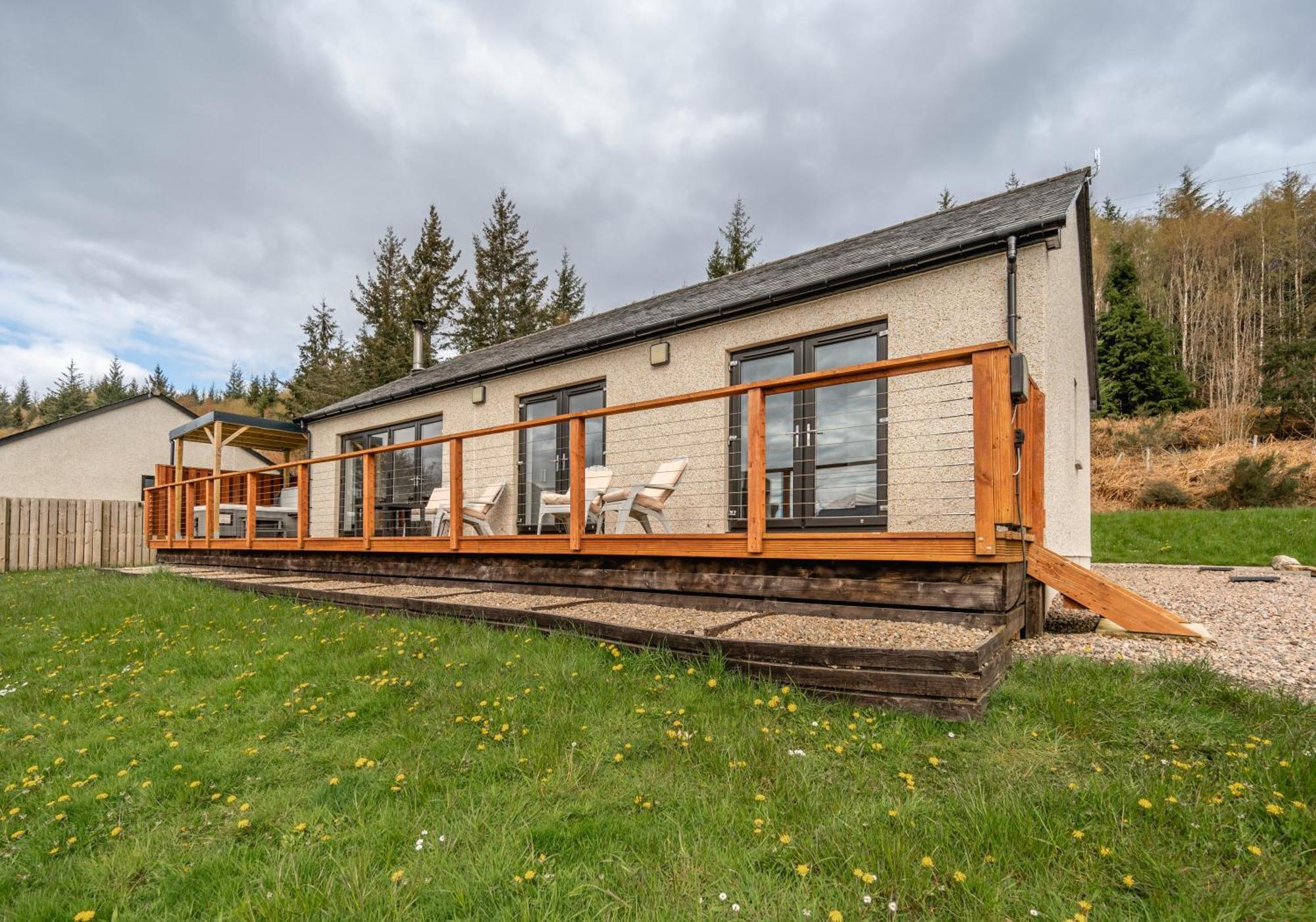 Shoreland Lodges - Holly Lodge Fort Augustus Esterno foto
