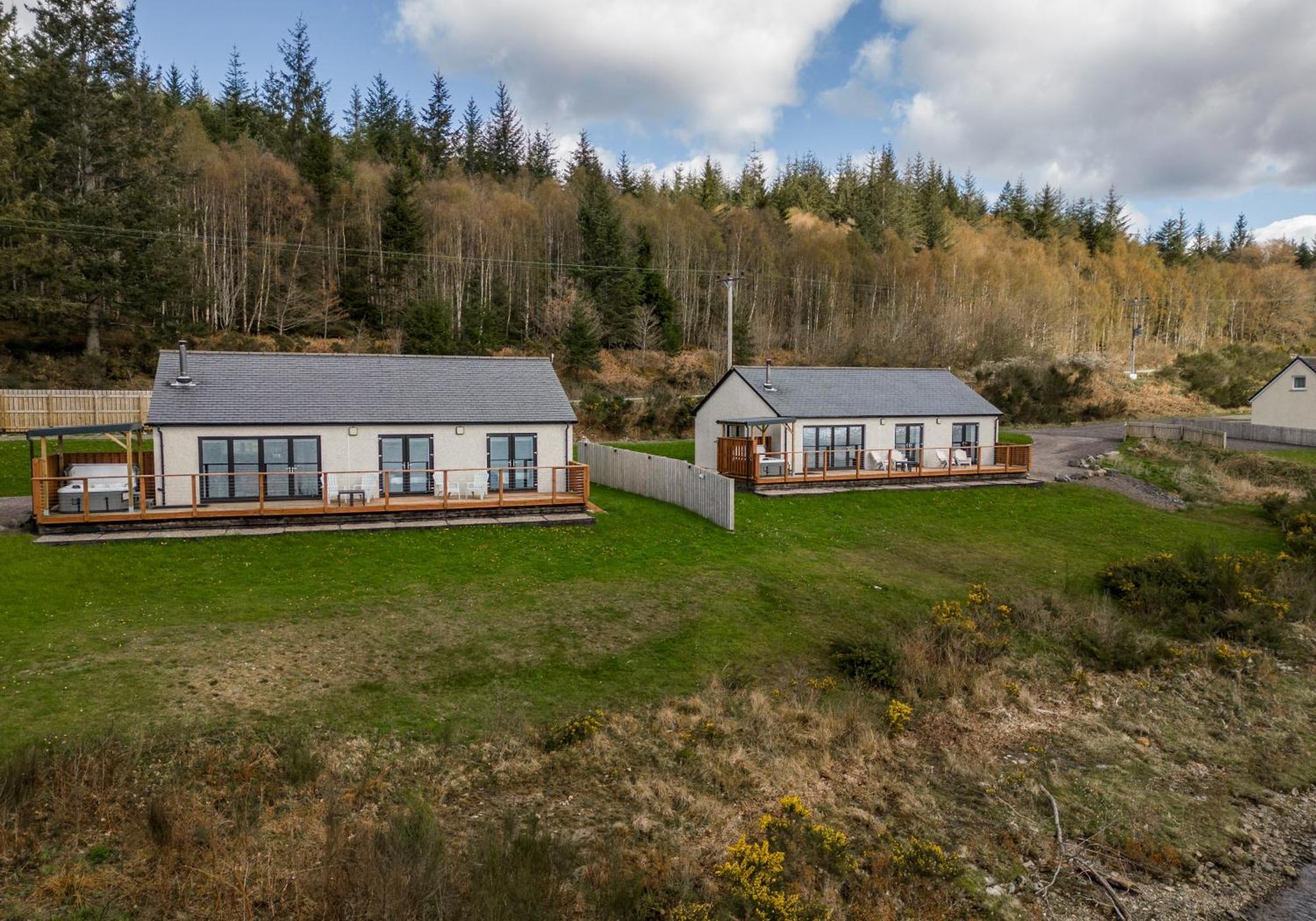 Shoreland Lodges - Holly Lodge Fort Augustus Esterno foto